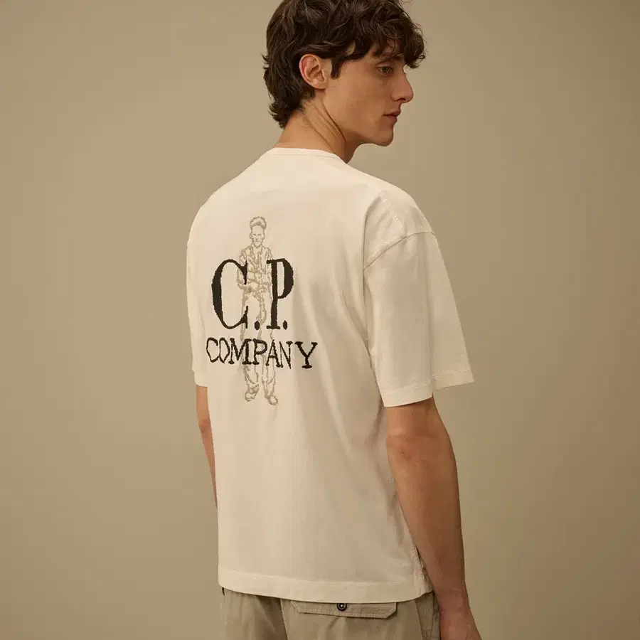 C.P 컴퍼니 씨피 1020 저지 숏 슬리브 반팔 화이트 XL