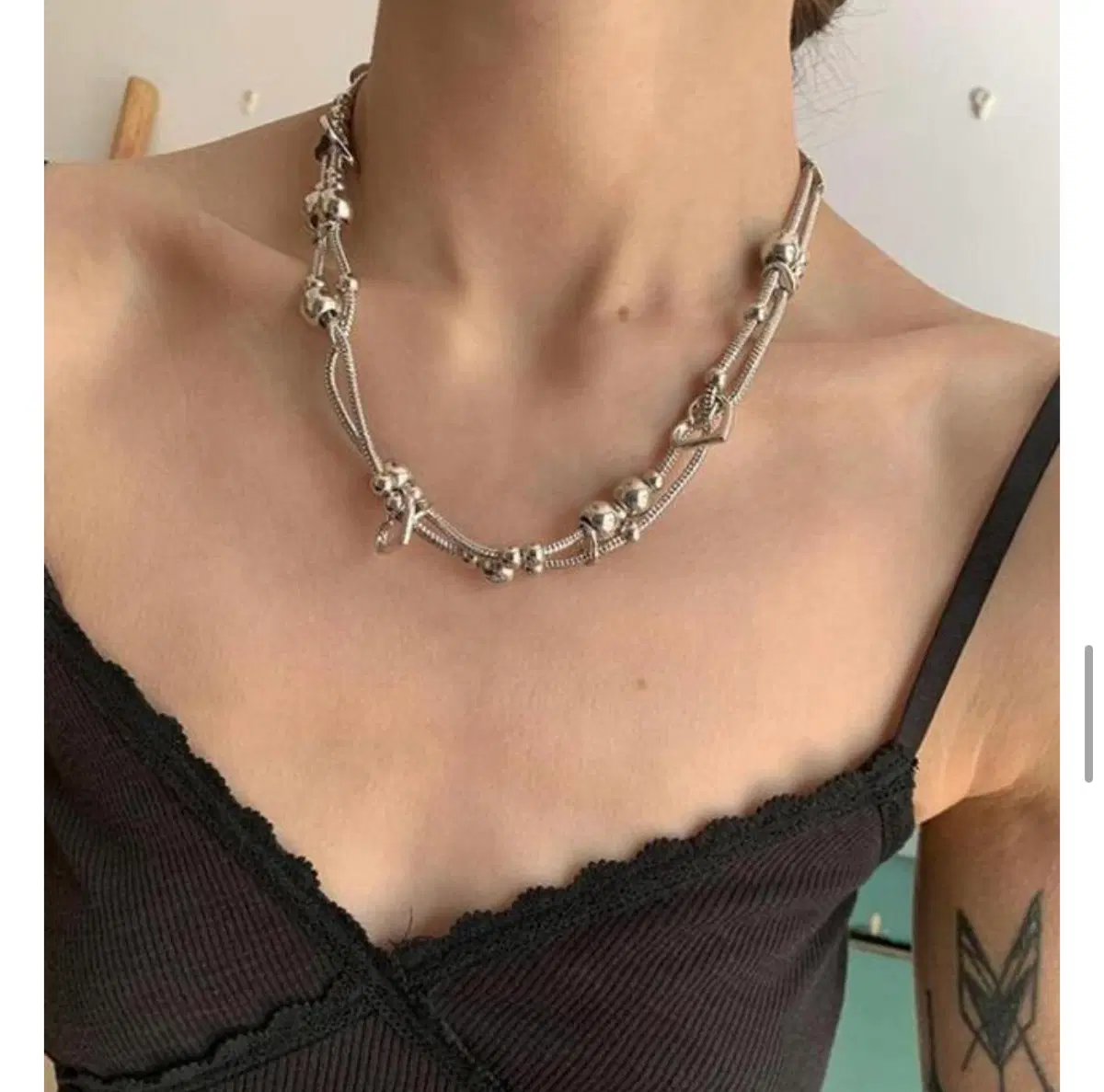 더에벨 레이어드 하트 볼 볼드뱀줄 목걸이