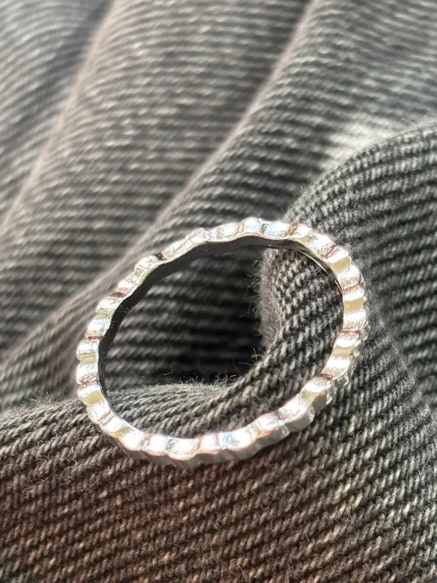 wiggle wiggle wiggle ring