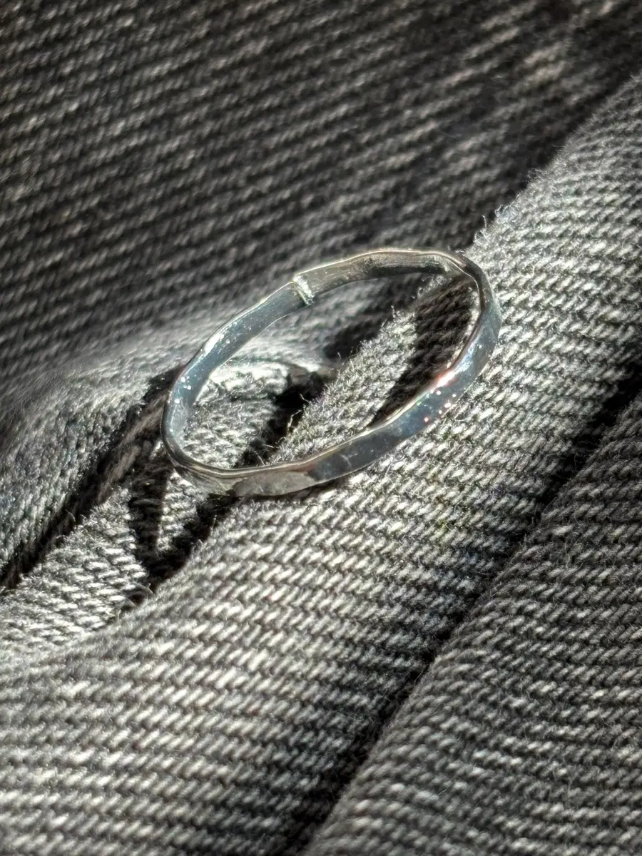 vintage hammered ring