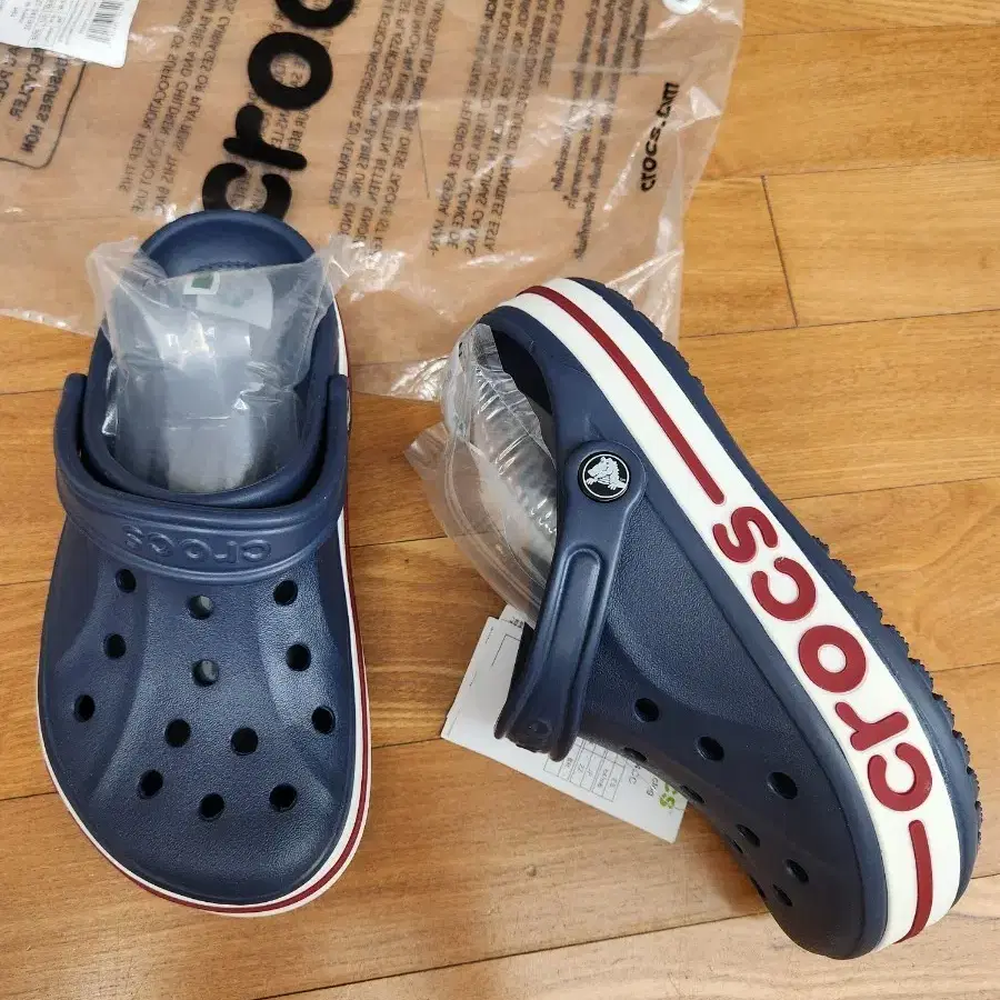 크록스 바야밴드 네이비
