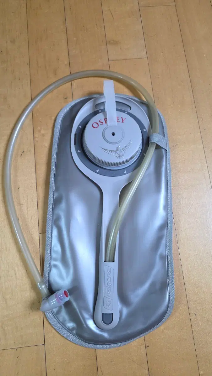 오스프리 카멜백 3L
