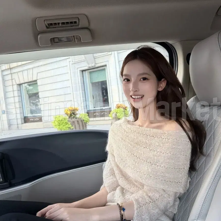[빠른발송] 로우 보트넥 여리니트