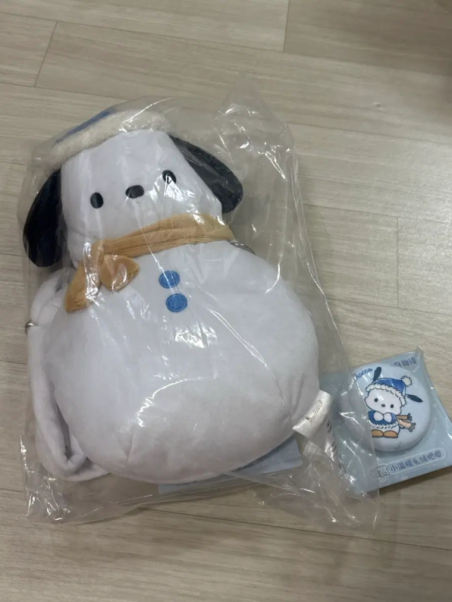 산리오 겨울이야기 B상 포챠코 가방 +캔뱃지증정