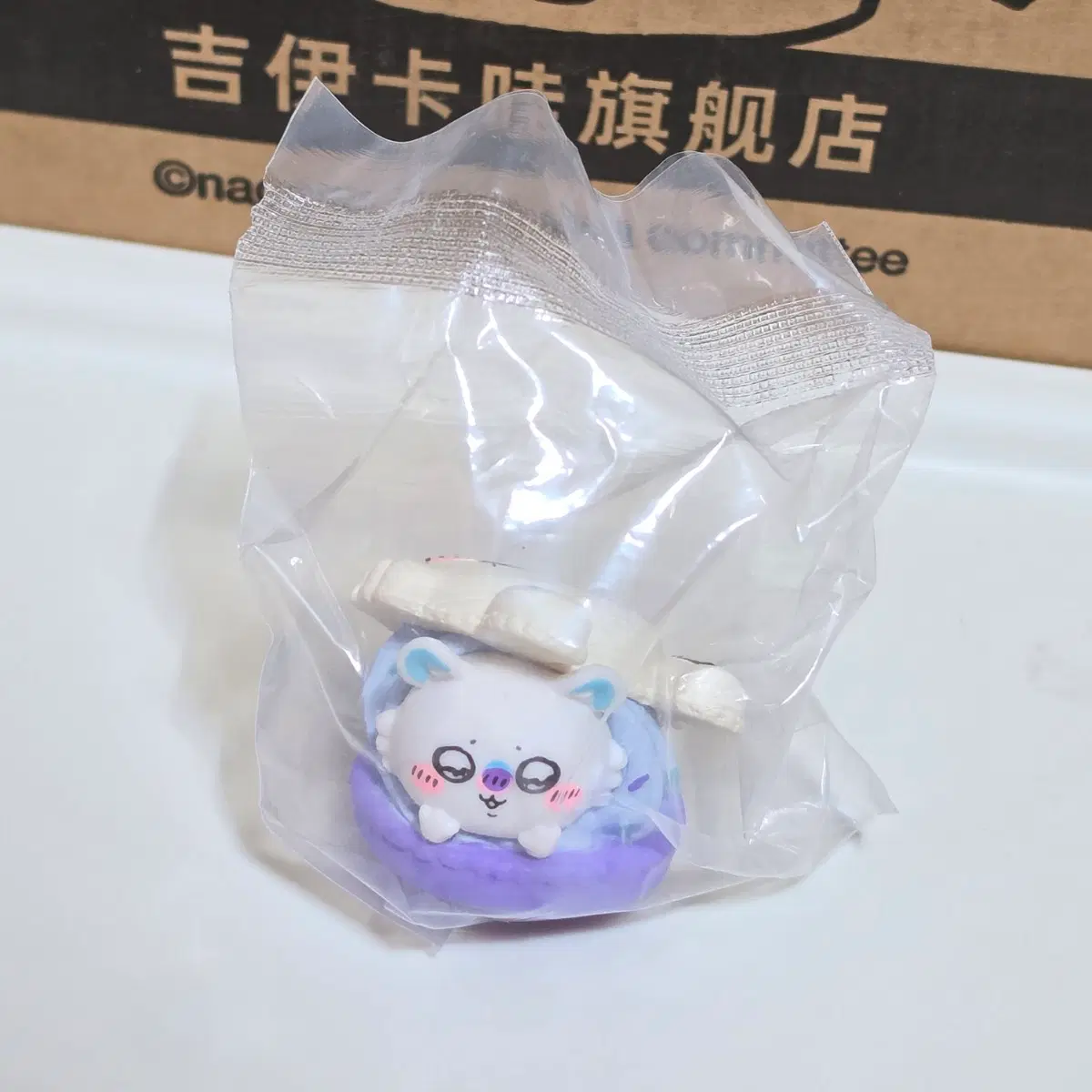 치이카와 모몽가 마카롱 가챠 피규어 먼작귀