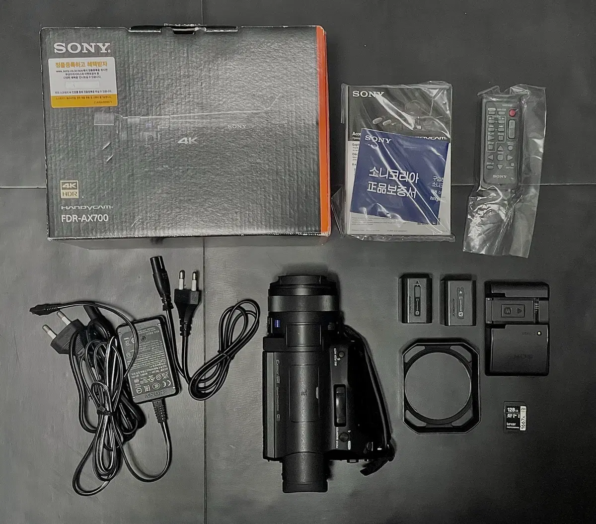 소니 핸디캠 FDR-AX700 4K 캠코더 풀박스