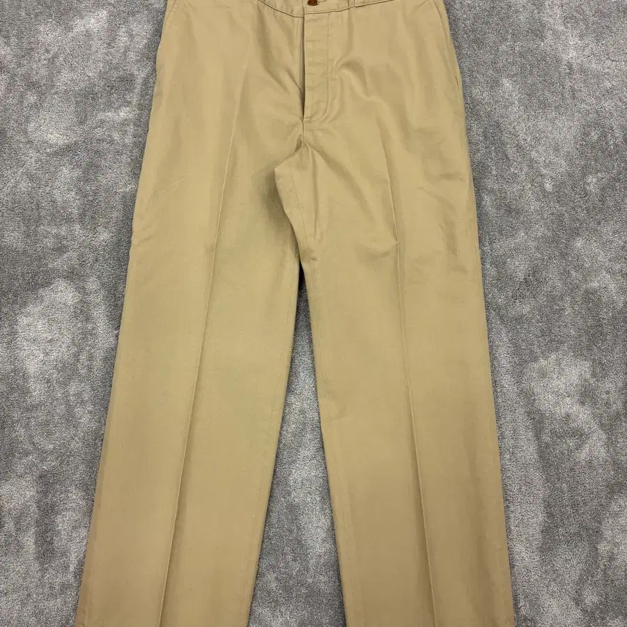 PHIGVEL MAKERS CO. PM-401 K.Beige Officer Wide Trousers 피그벨 오피서 트라우저 치노 카키 레귤러 핏 36
