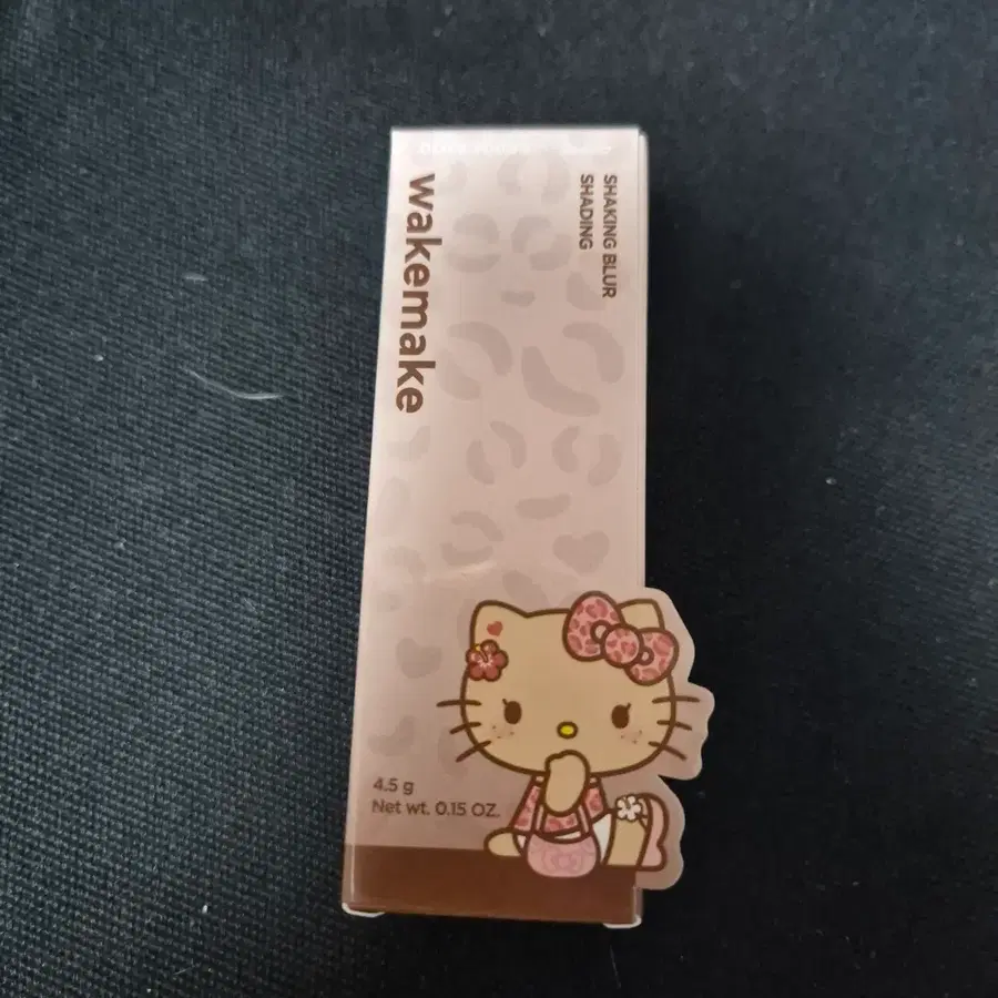 [미개봉] 웨이크메이크 x 레오파드 헬로키티 쉐이킹 블러 쉐딩 01 페일 그레이