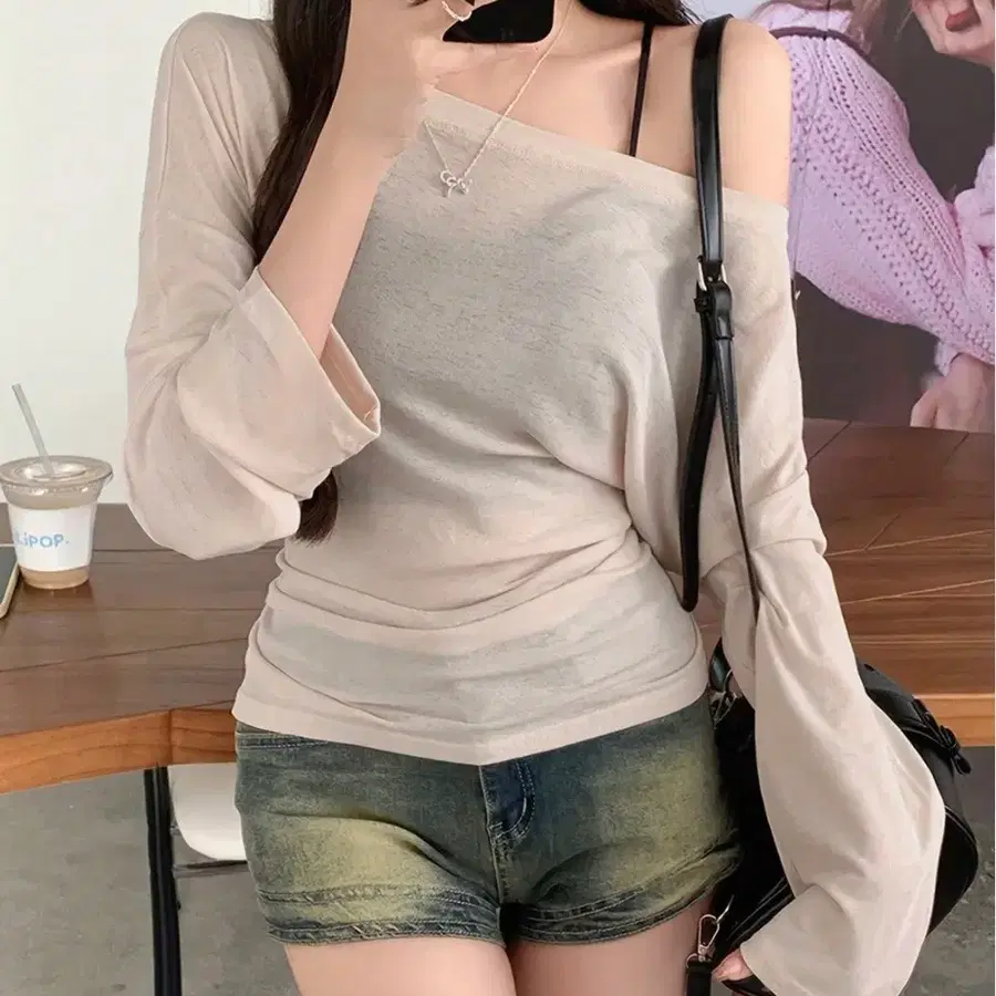 루즈핏 리본 오프숄더 슬리브 xs
