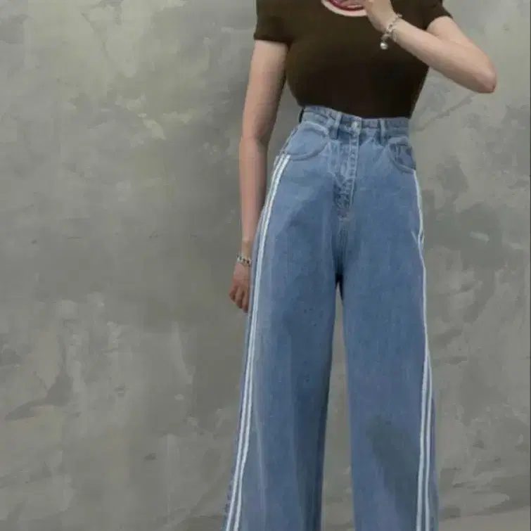 새상품))진바니 제작 진트랙청바지새상품 M