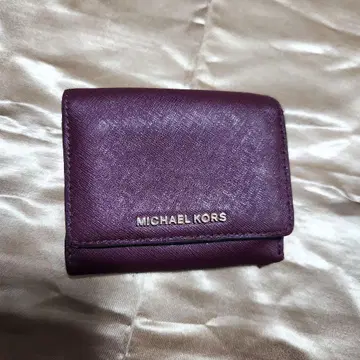 MICHAEL KORS 3단 폴더형 지갑 퍼플