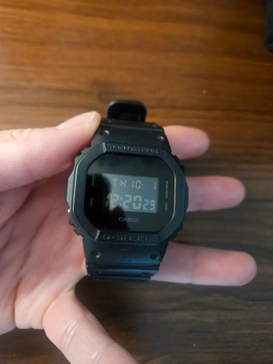 카시오 지샥 DW-5600BB 올블랙