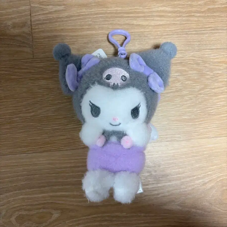 쿠로미 인형 키링