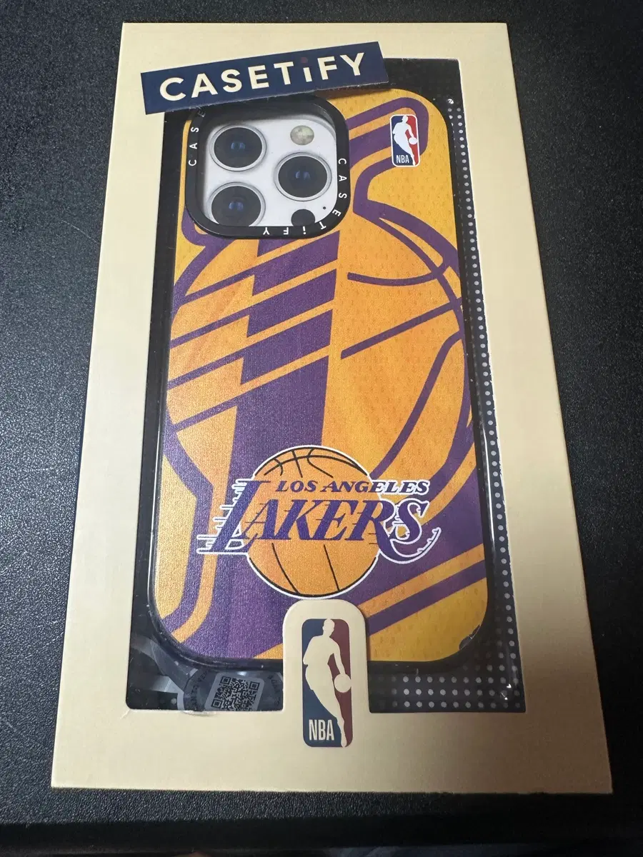NBA x 케이스티파이 아이폰 14프로 케이스 팝니다