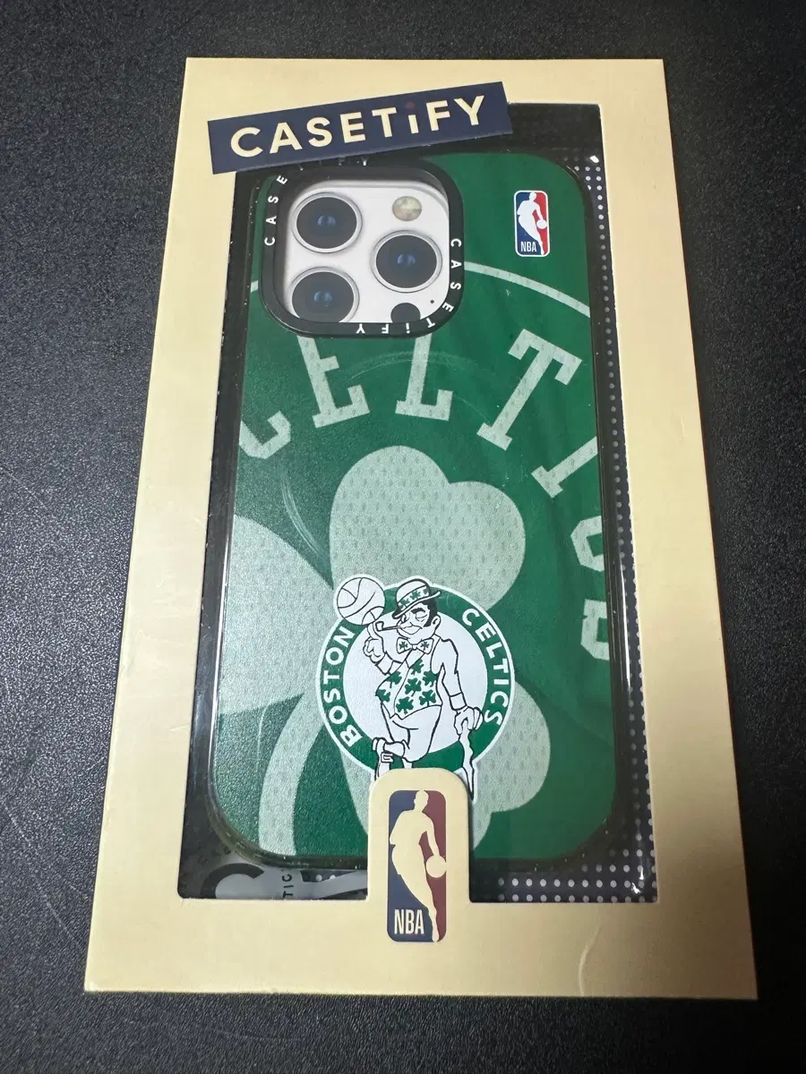 NBA x 케이스티파이 아이폰 14프로 케이스 팝니다