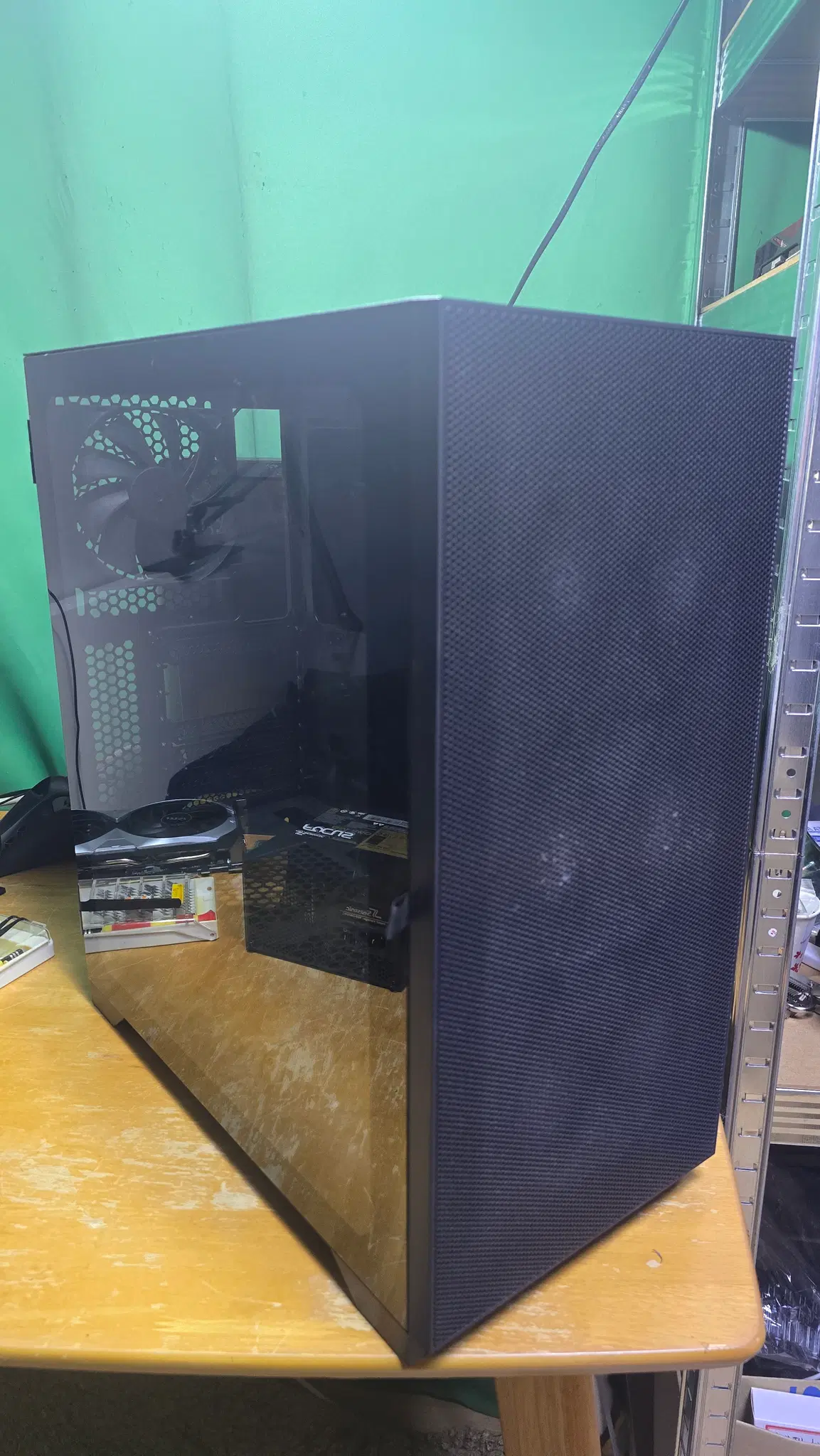 직거래)다크플래시 DK 1000 MESH 강화유리 블랙