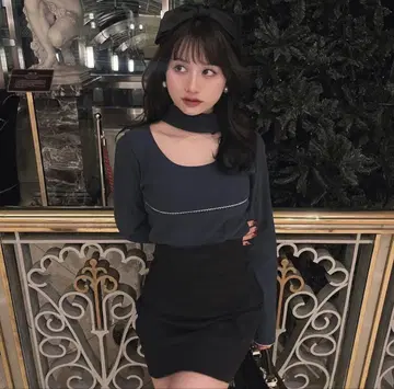 베네이 초커 쇼트 레이디 브이 프릴 걸 탑스