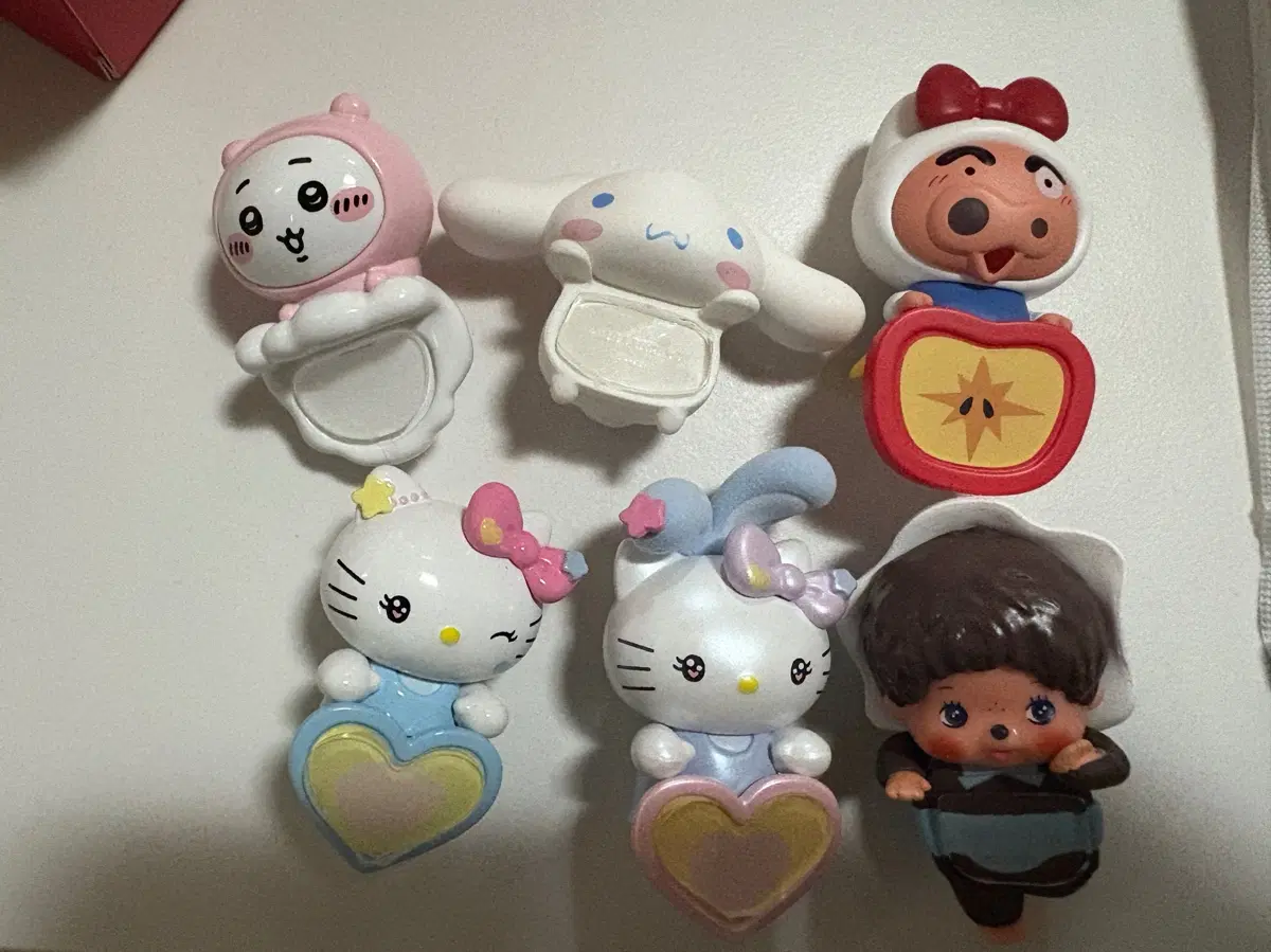 산리오 키티 몬치치 짱구 치이카와 히퍼 모음
