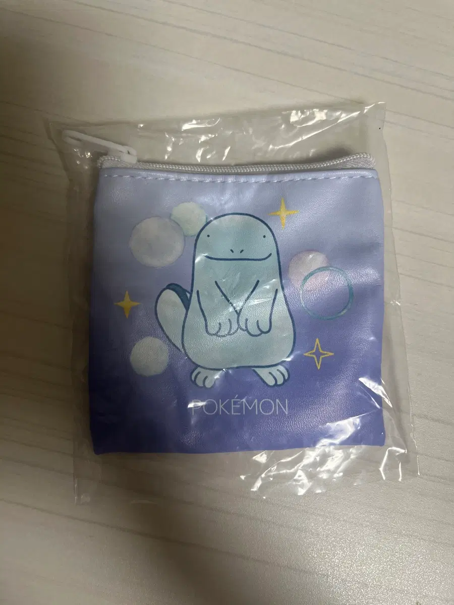 누오, 미끄메라 파우치 가챠