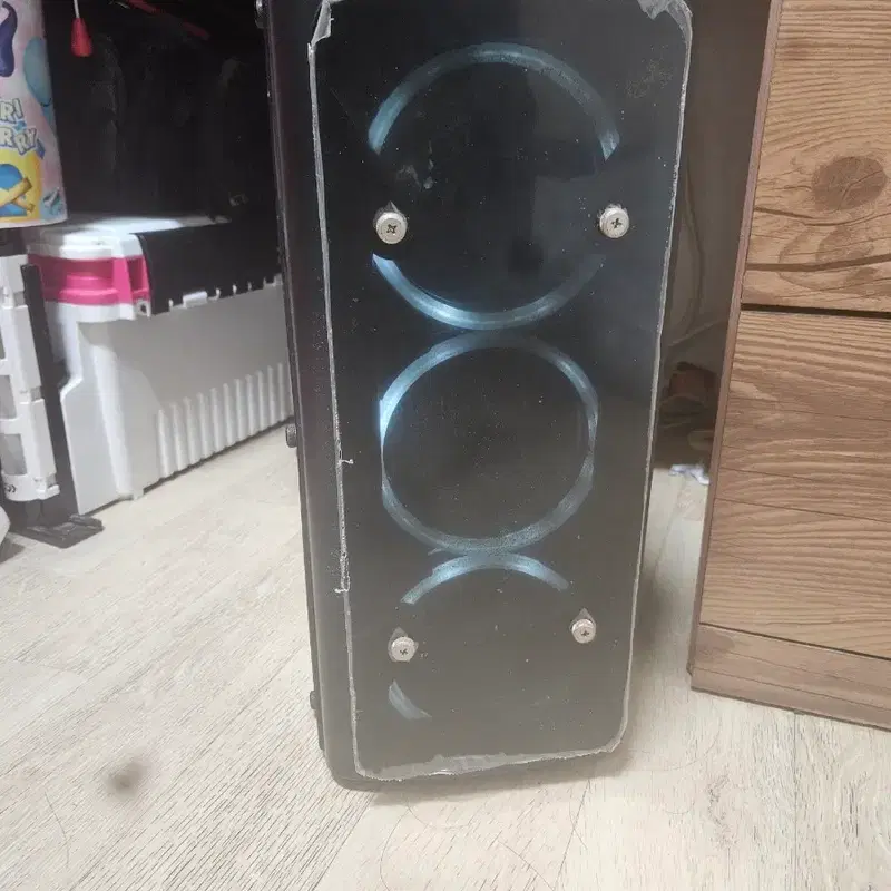 중고게이밍 컴퓨터 i5-9600K/16GB 램/GTX 1070 Ti/SSD512 팝니다