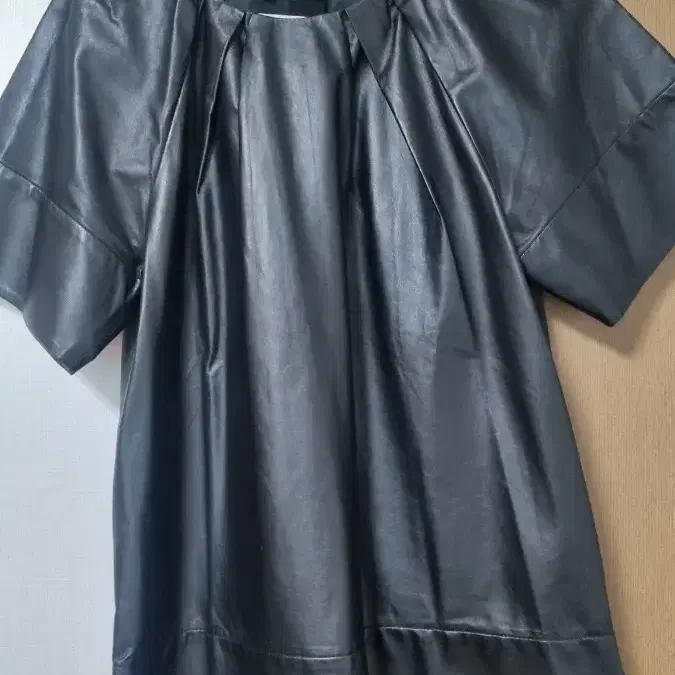 마르니 양가죽  반팔조끼38