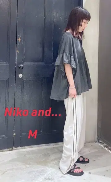 새상품 niko and - 2WAY 사이드 라인 팬츠 M 아이보리