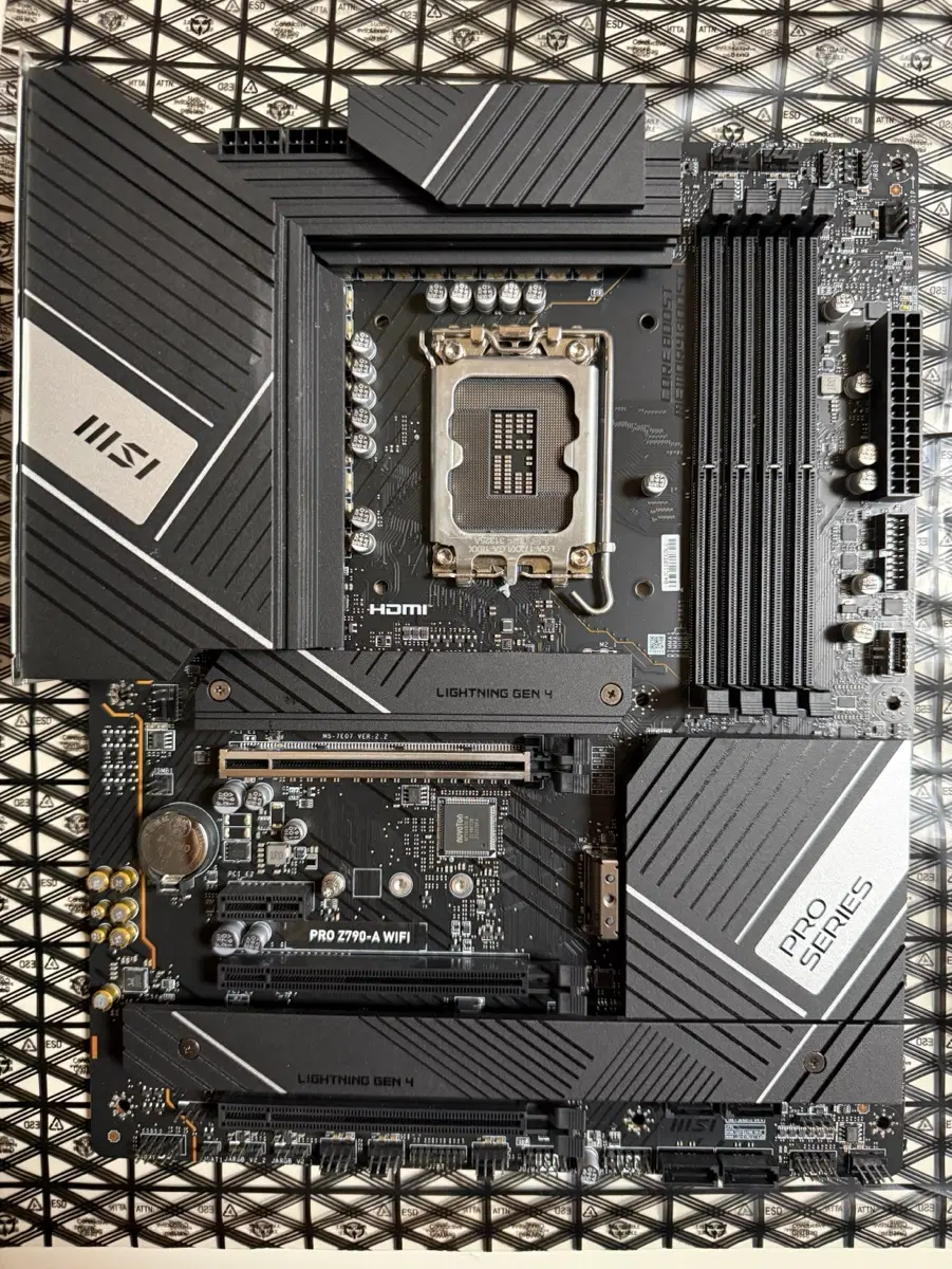 MSI PRO Z790-A WIFI DDR5 메인보드