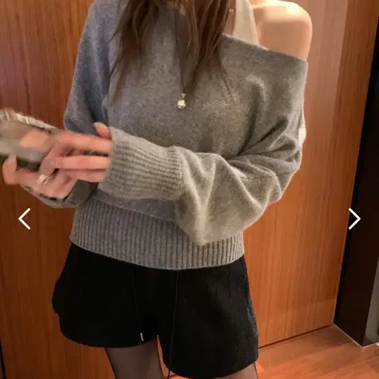 포스터 숄 니트 언발 원숄더