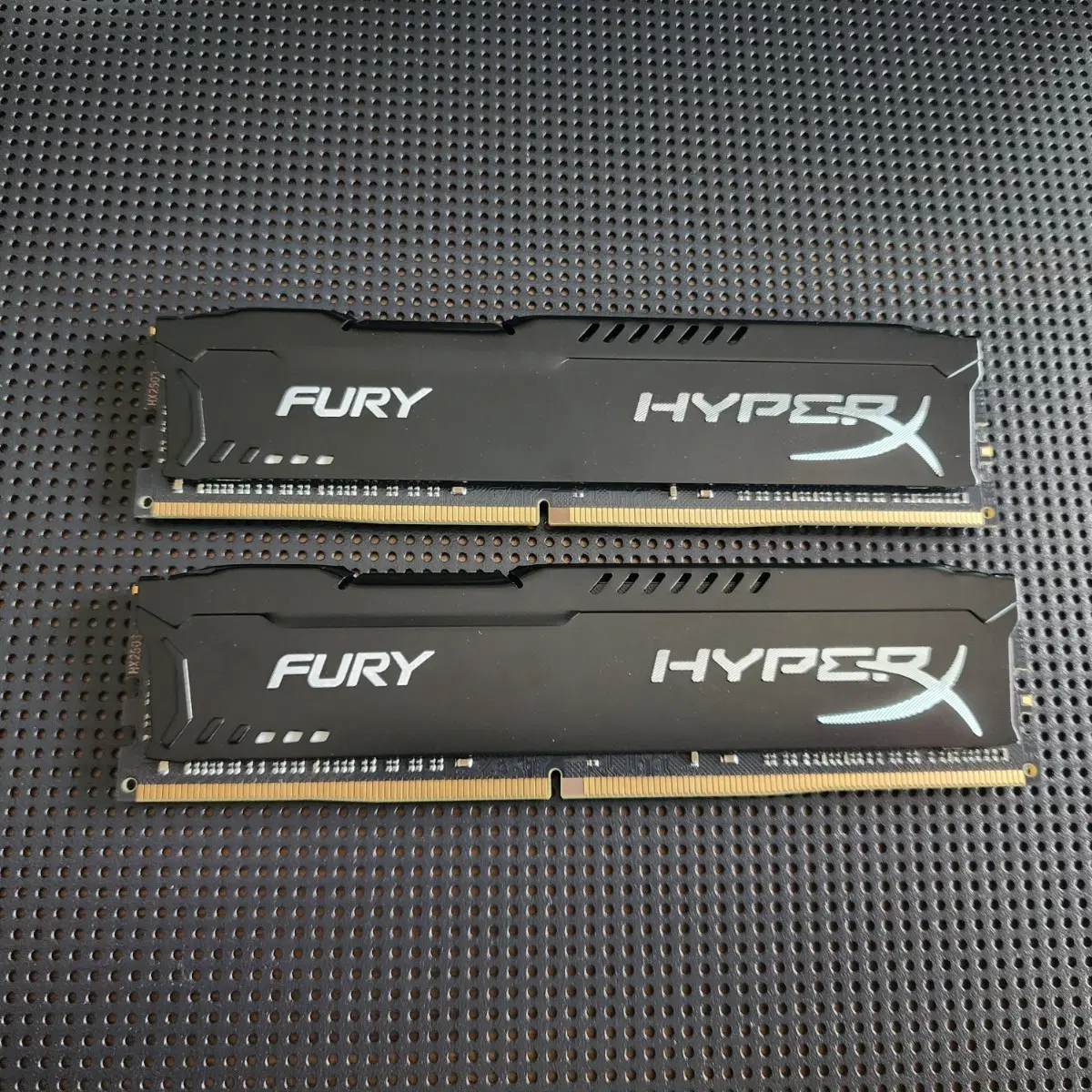 고수율 램 DDR4 32gb(16x2) 3200