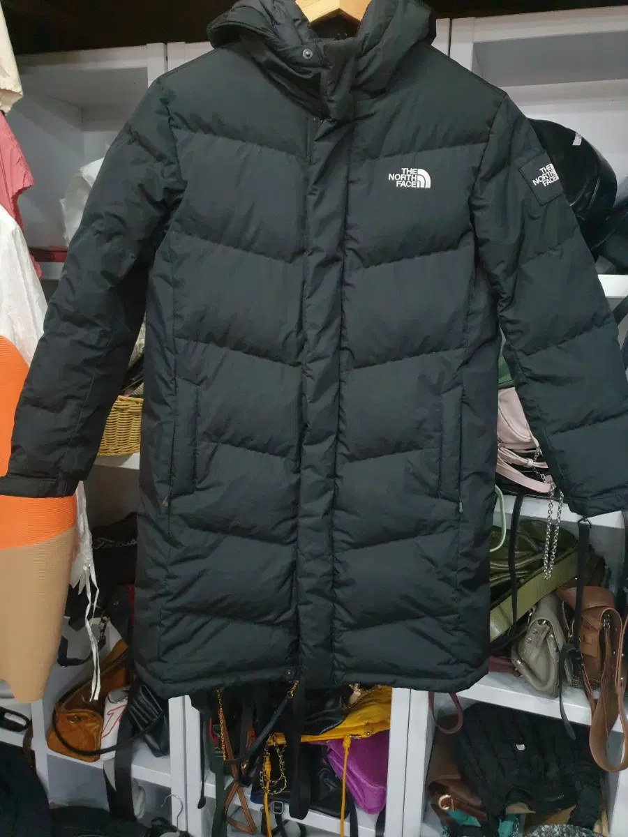 노스페이스 거위털 키즈 롱패딩 150 사진참고