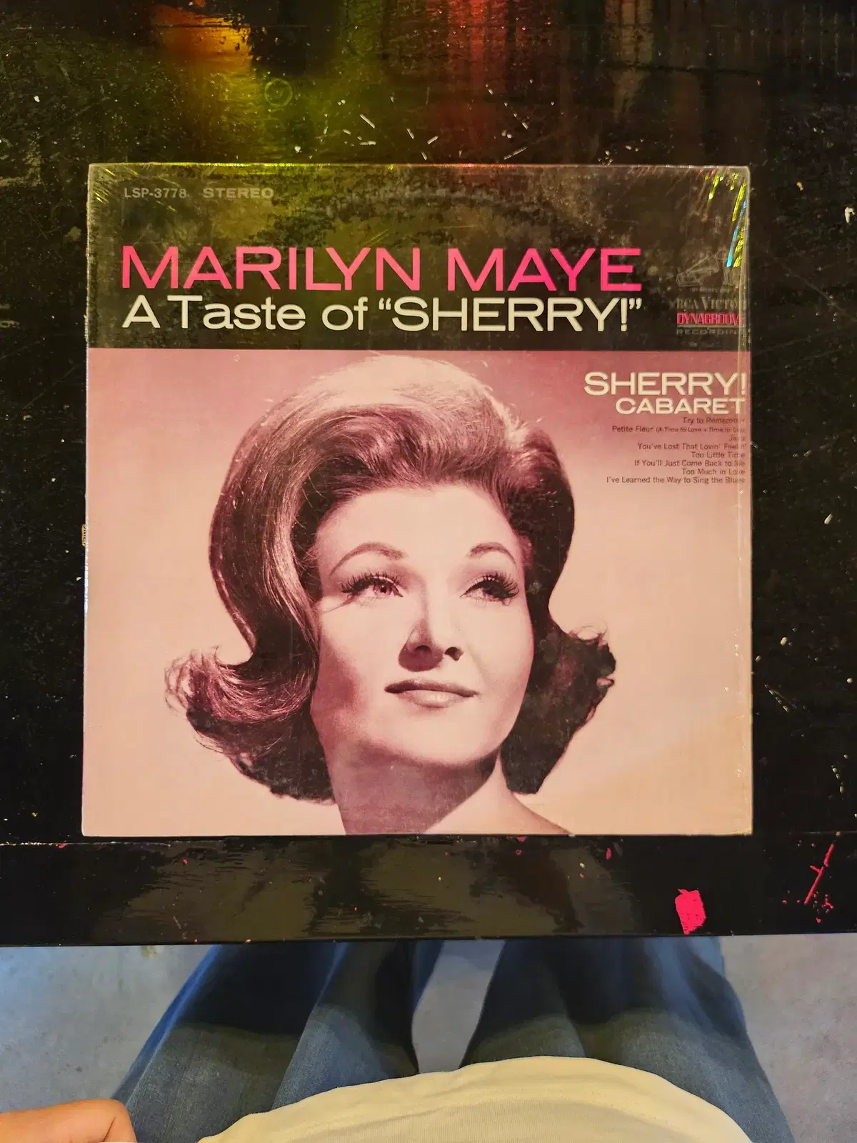 여성 보컬리스트 마릴린 메이(Marilyn Maye)가 1967년에 발표한 명반 <A Taste of "SHERRY! ">