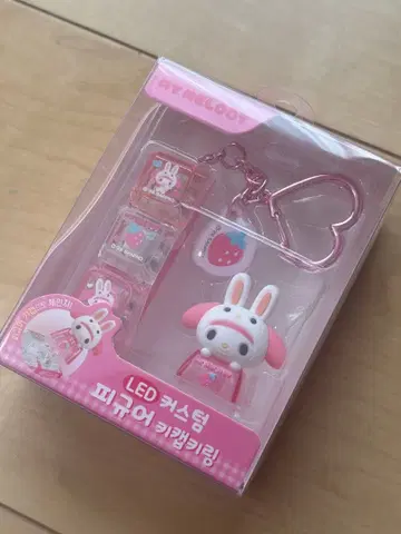 한국 산리오 LED 키캡 키보드 홀더 마이멜로디 라이트