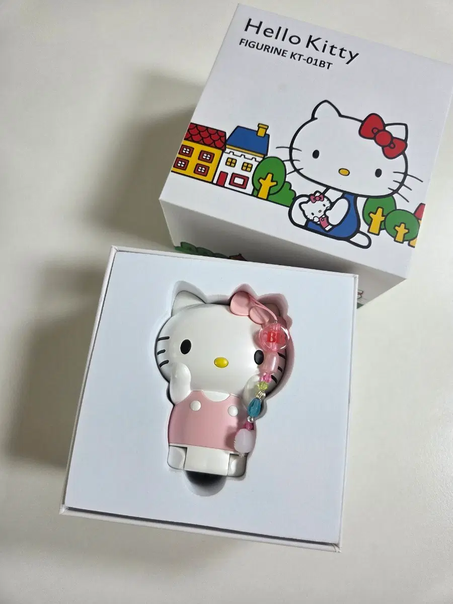 고전키티 핸드폰 키티폰 키티다이컷휴대폰 피규린 KT-01BT 키티폴더폰