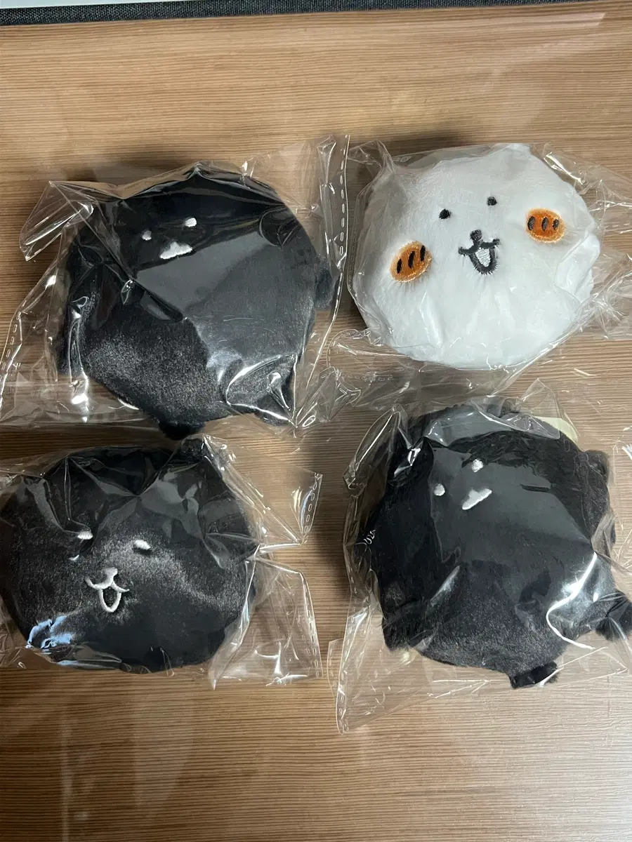 농담곰 쿠지 e상 4개 일괄