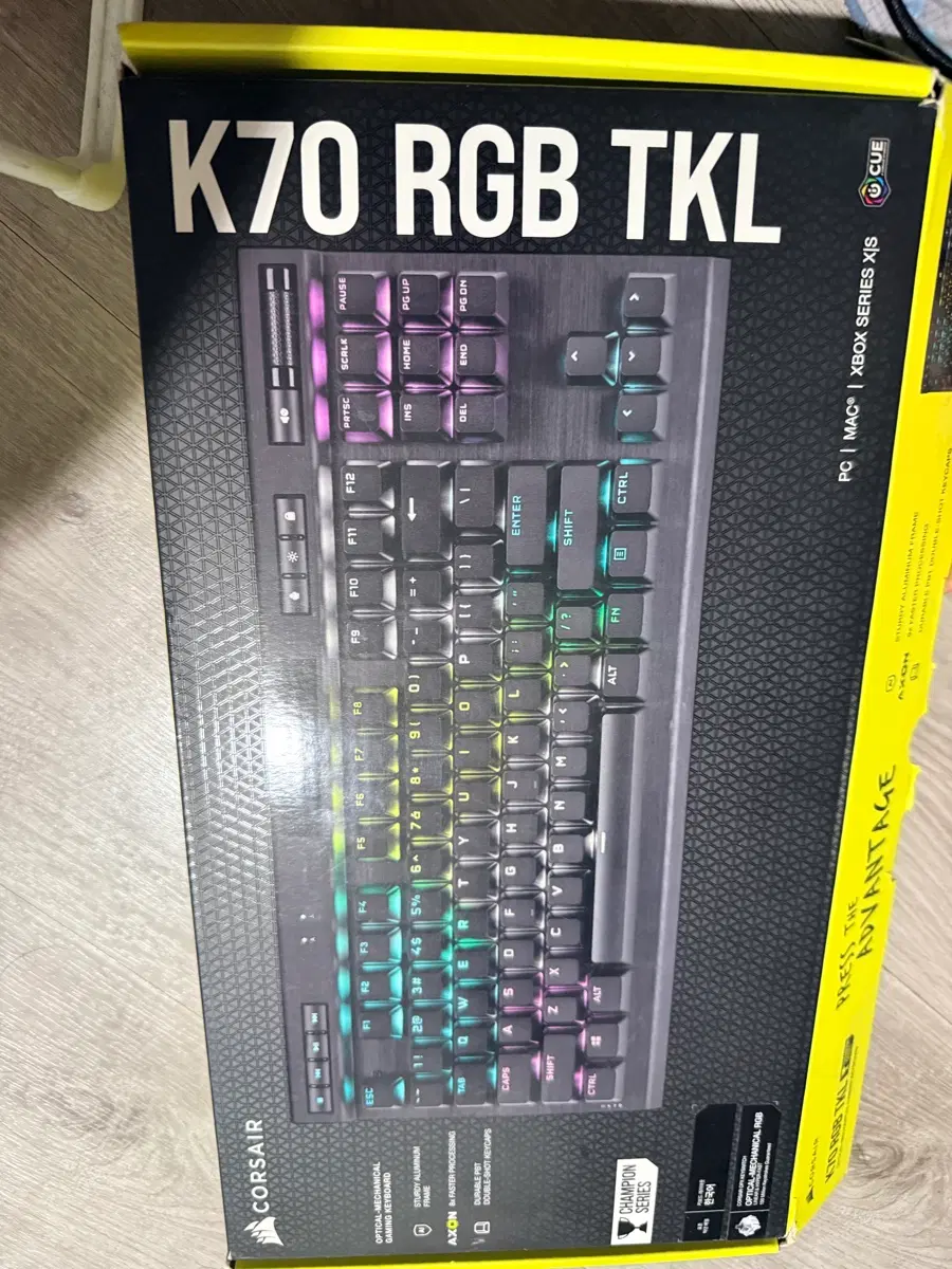커세어 K70 RGB TKL