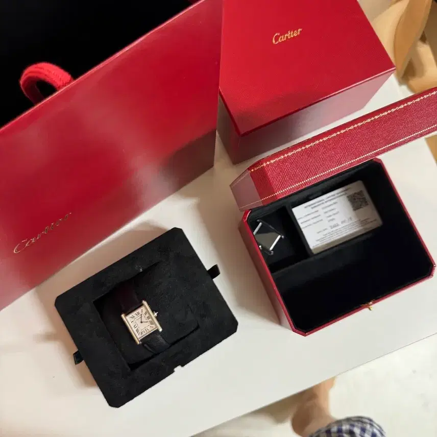 까르띠에 탱크 머스트 라지 사진 1