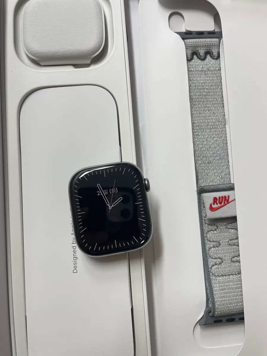애플워치10티타늄 46mm 내추럴 SS급 애플케어+