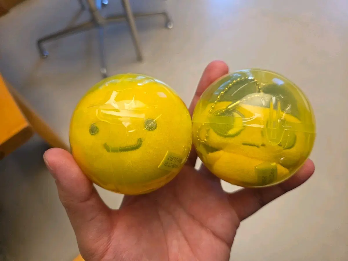 다마고치 인형 팝니다