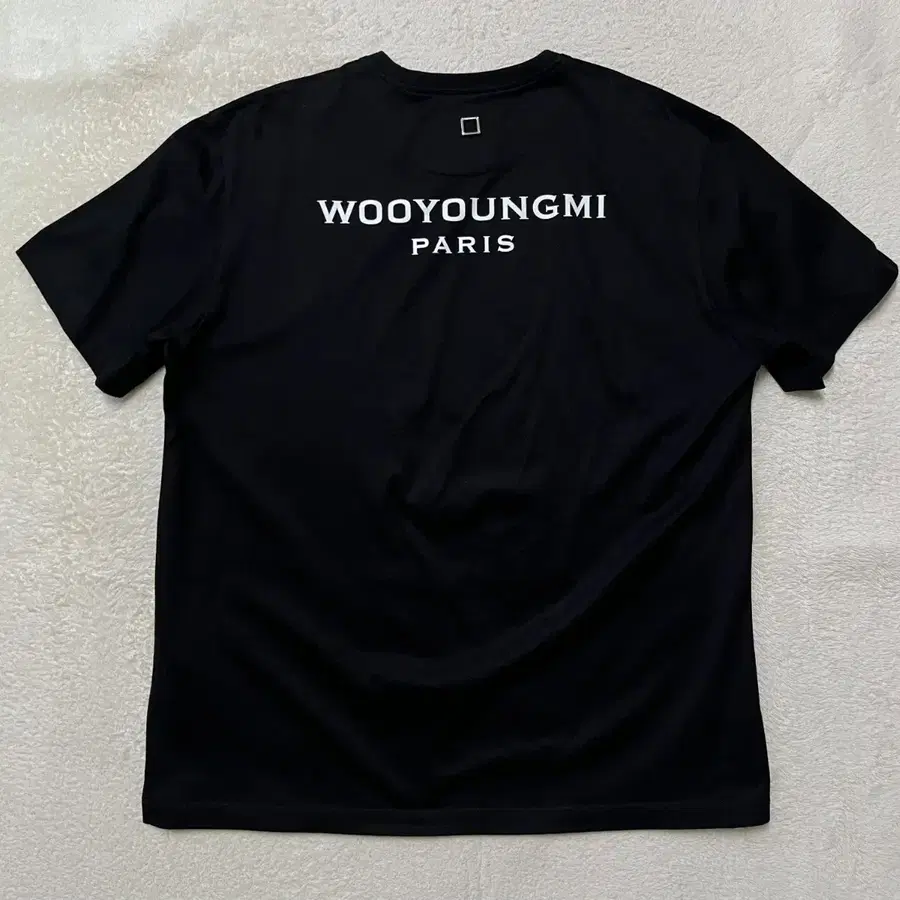 우영미 백로고 반팔티