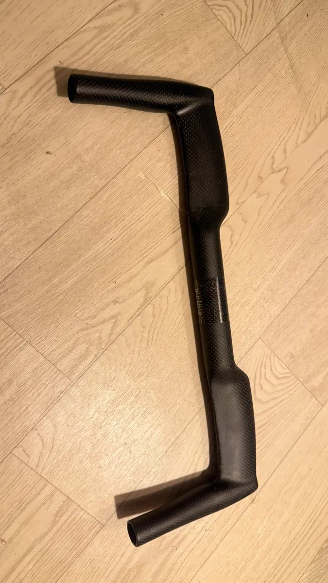 카본 에어로 불혼바