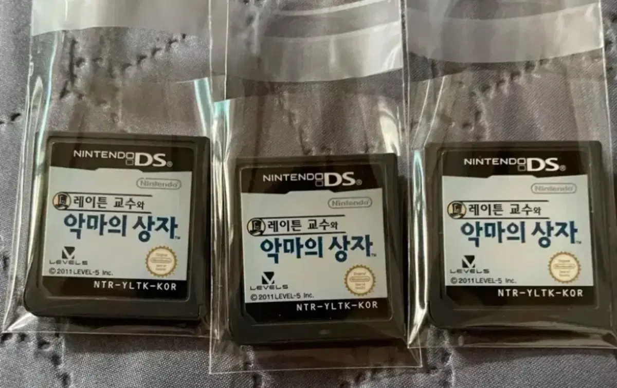 닌텐도ds 레이튼교수 악마의상자 알칩3개