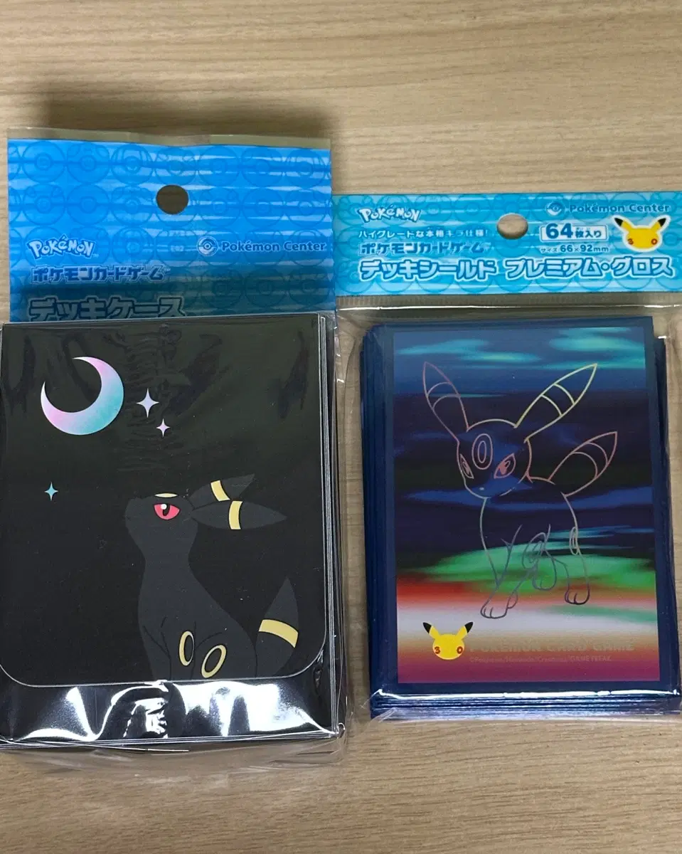 포켓몬 카드 게임 덱케이스 / 블래키 30주년 슬리브