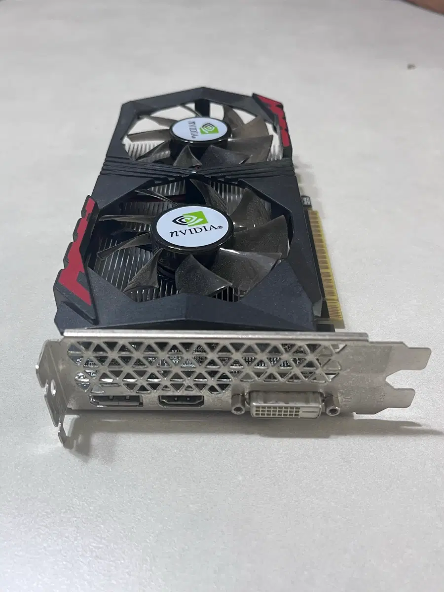 NVIDIA GTX1050 4GB그래픽카드
