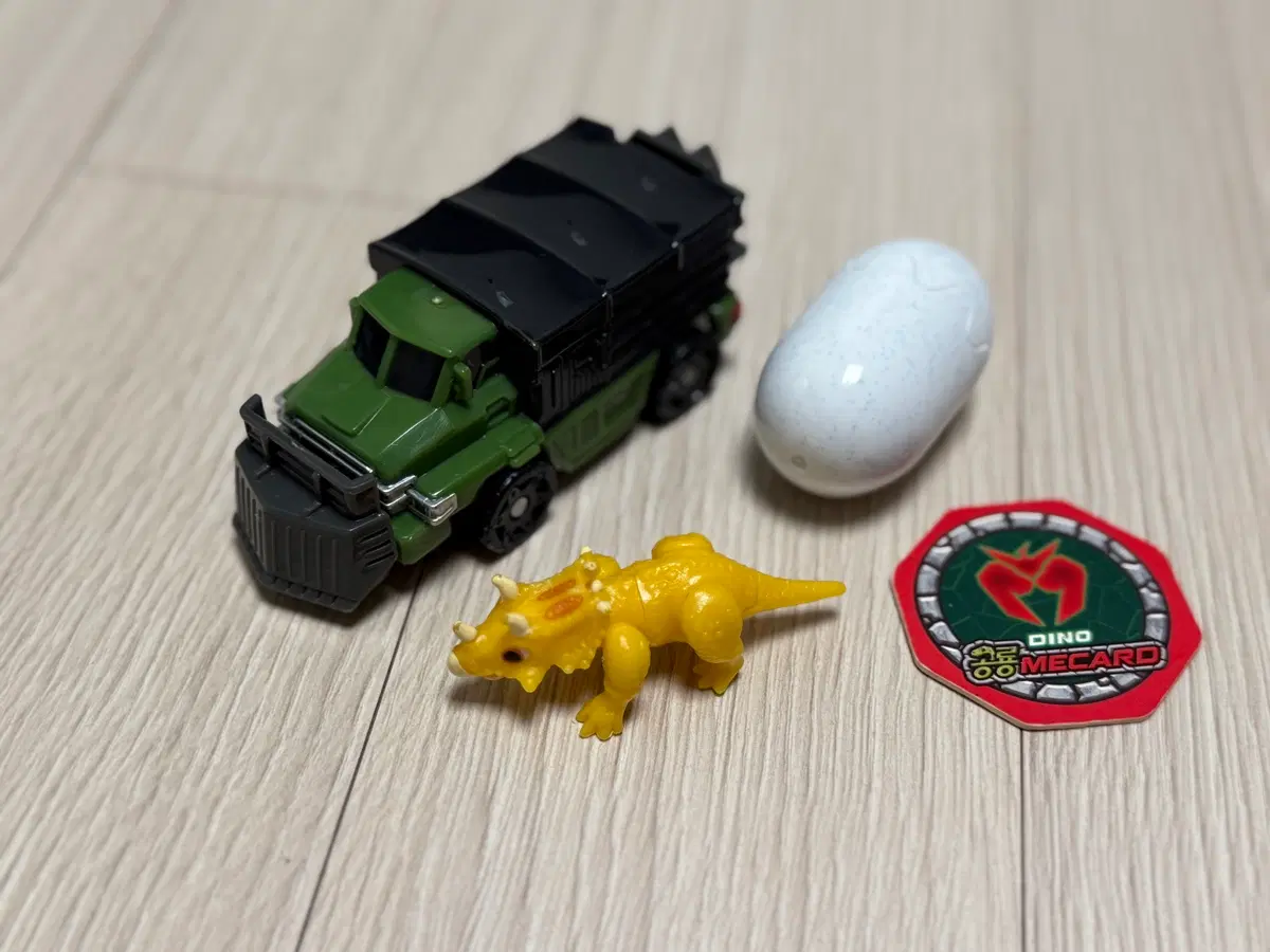 공룡메카드 펜타케라 + 하딘 세트 (타이니소어 펜타케라)