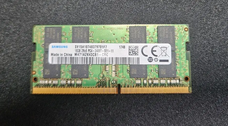 삼성 DDR4 16GB PC4-2400T 노트북 램 팝니다