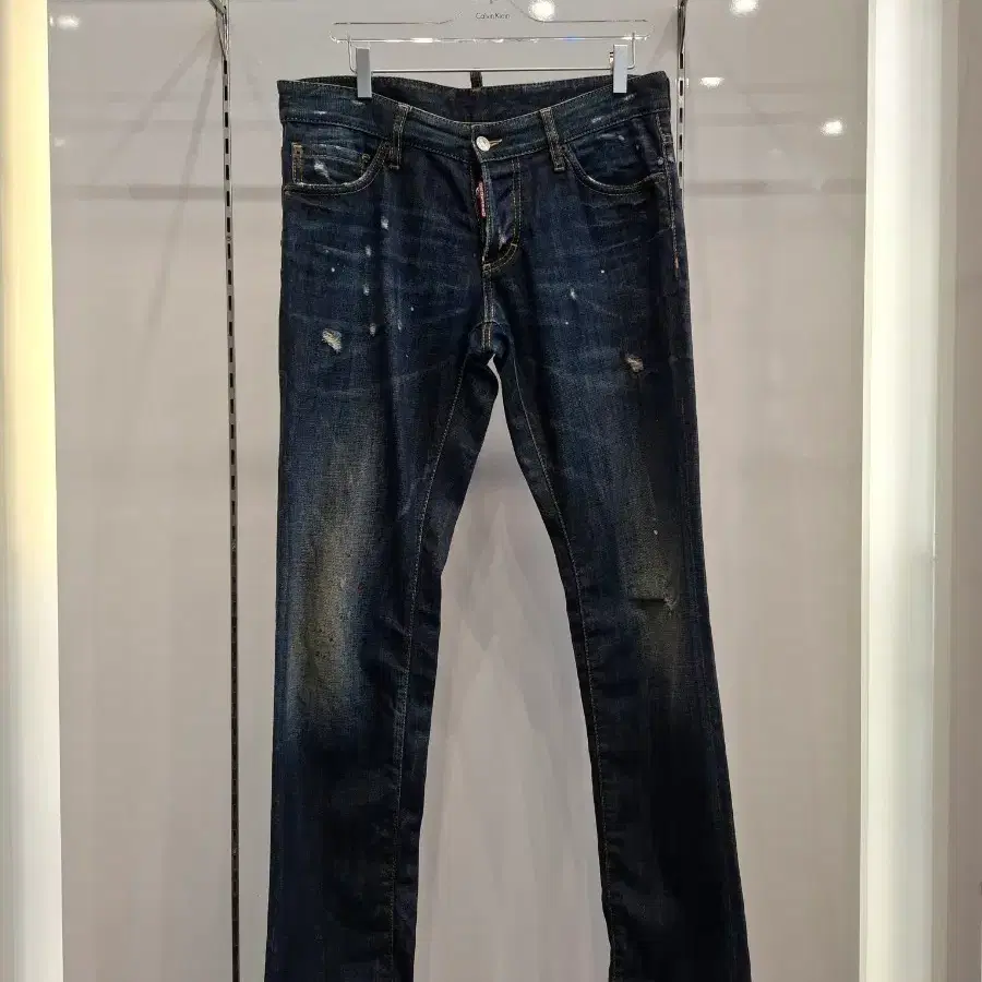 디스퀘어드2 워싱 데미지 청바지
