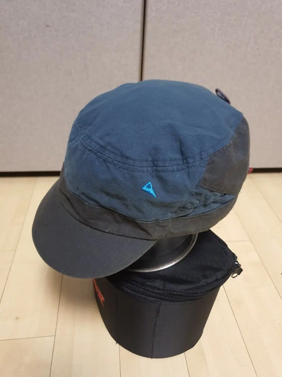 클라터뮤젠 정품 남성 안수르 캡 모자