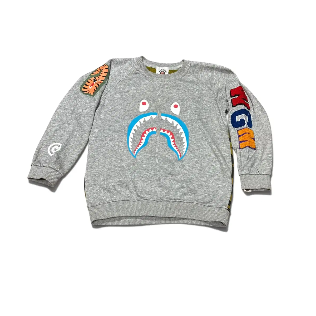 130 베이프 키즈 BAPE 그레이 샤크페이스 맨투맨