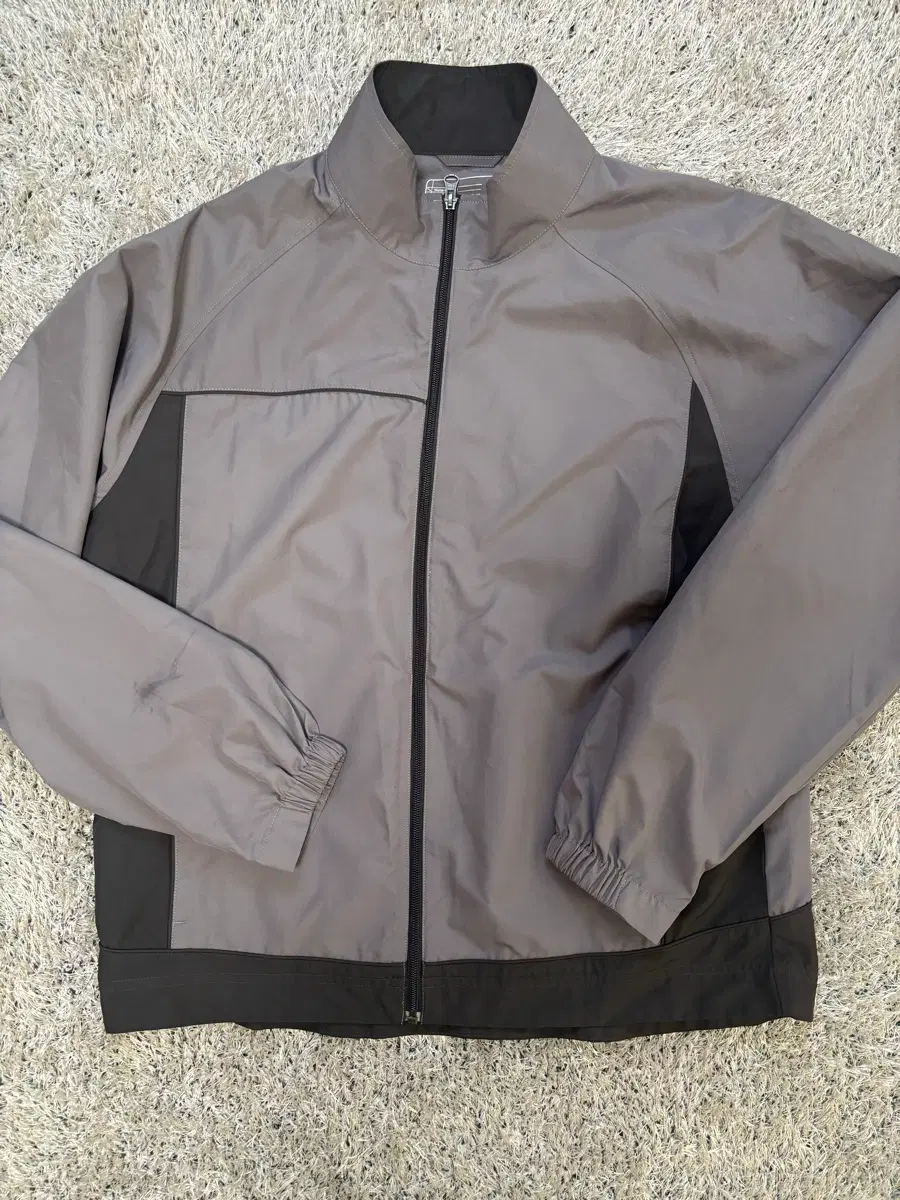 일본판 Cutter & buck 바람막이 사이즈 105-110