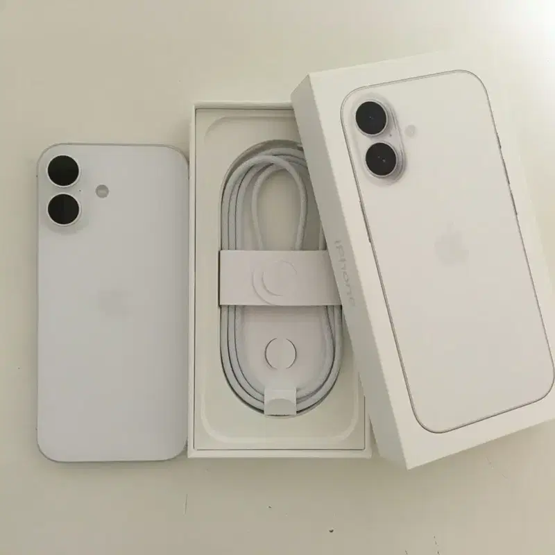 아이폰 17 화이트 256GB 자급제 (풀박스)